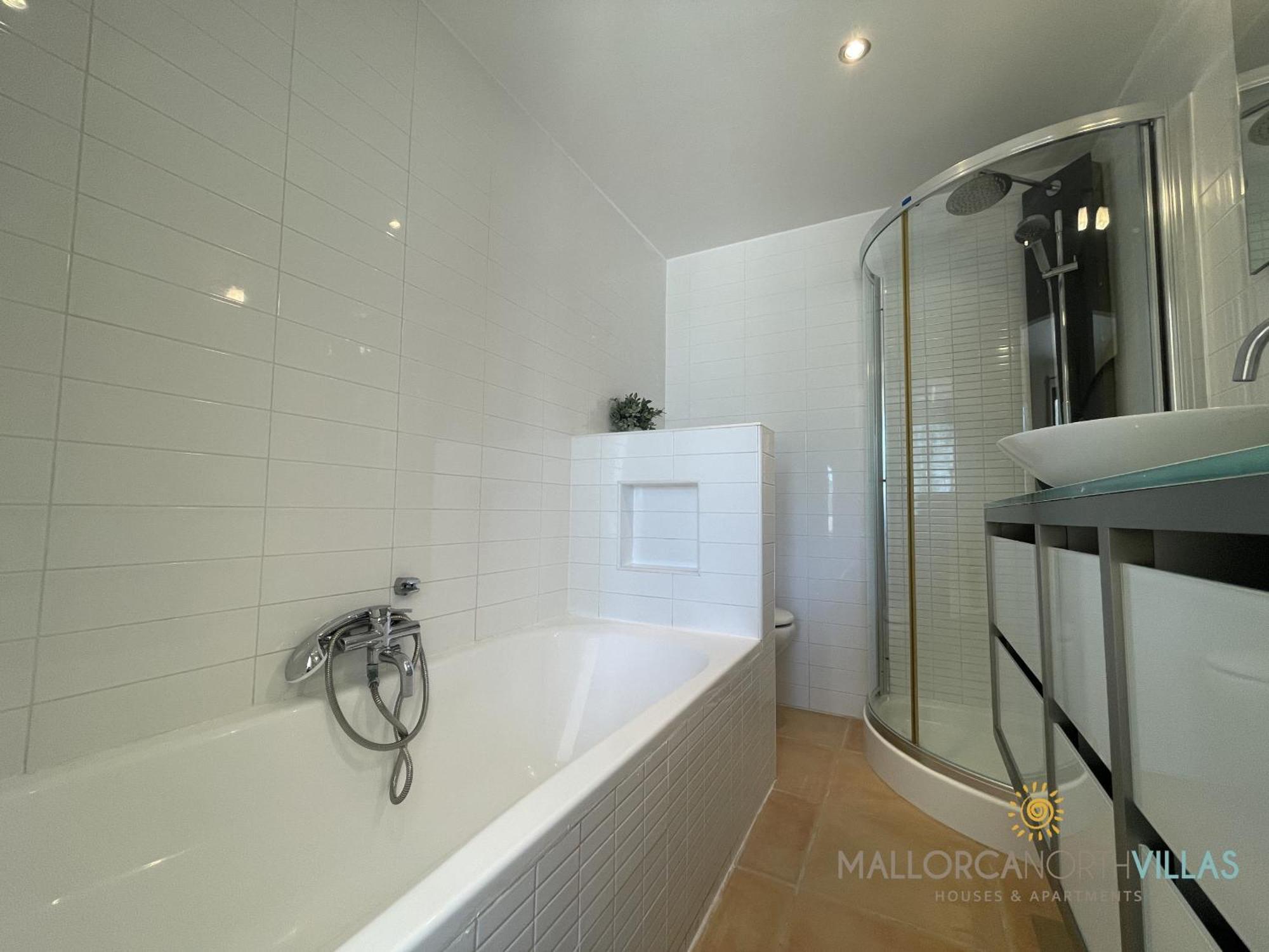 Sunny Spacious Family In Appartement *